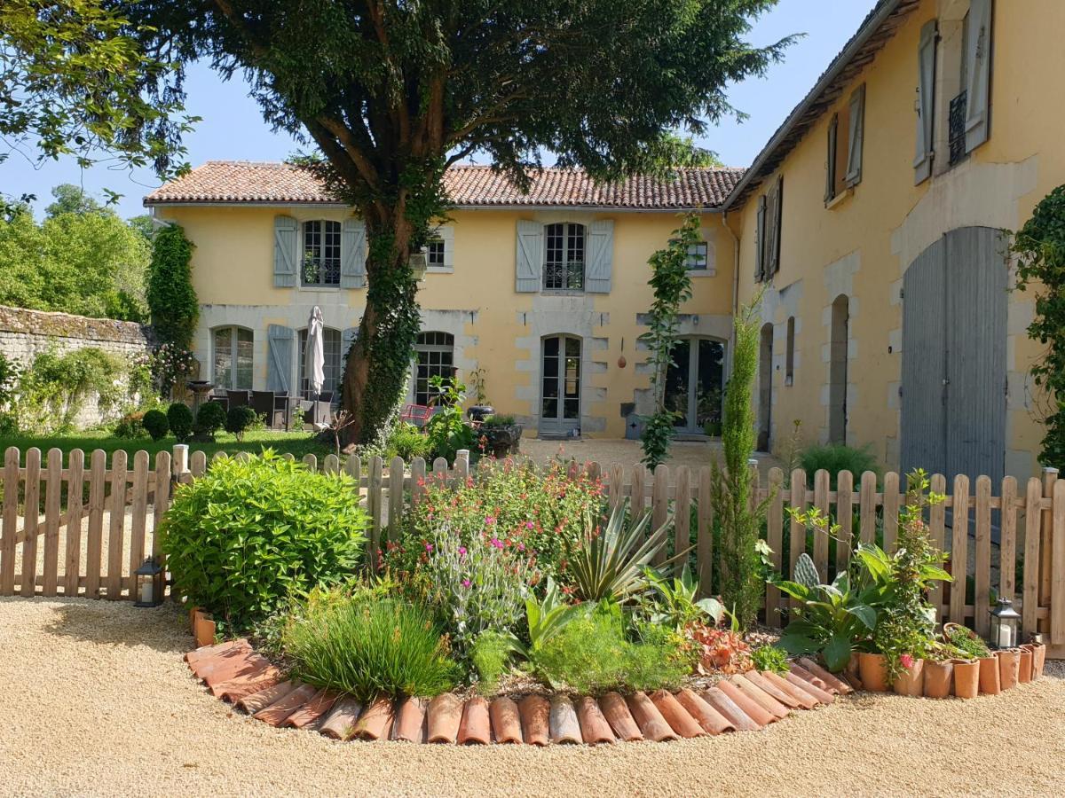 Domaine De Bourgville Monts-sur-Guesnes Ngoại thất bức ảnh